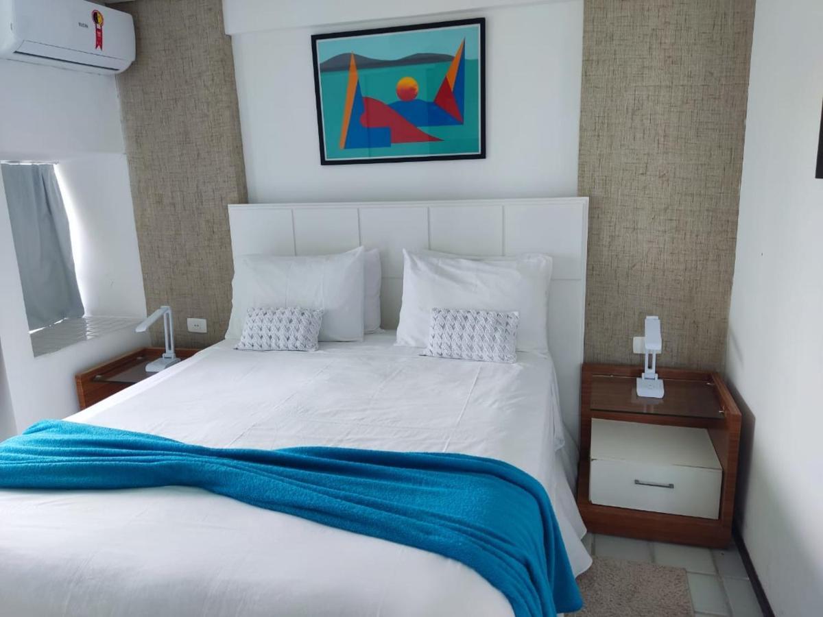 Flat Beira Mar De *